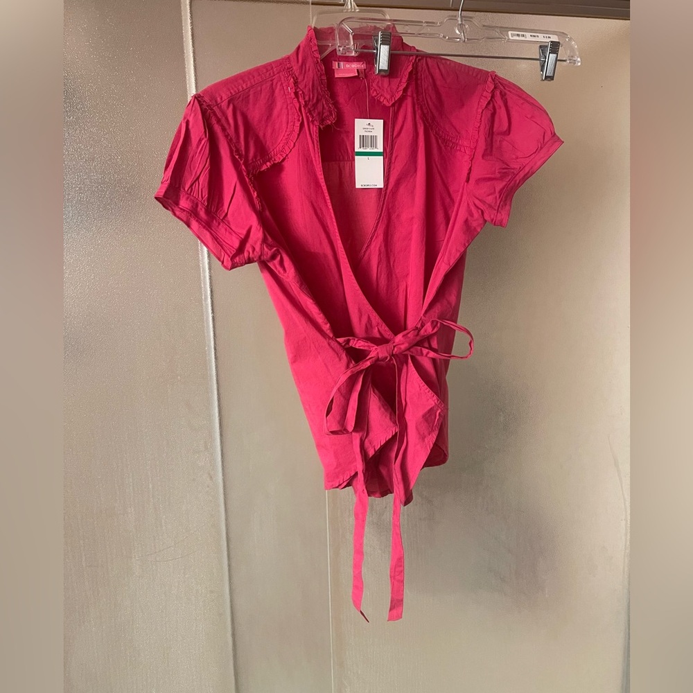 NWT BCBG Girls fuschia wrap top Sz L
